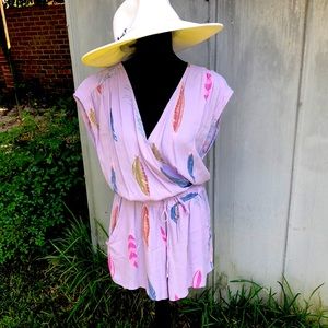 🪶🪶 Love Lucy Love Romper Size Medium 🪶🪶